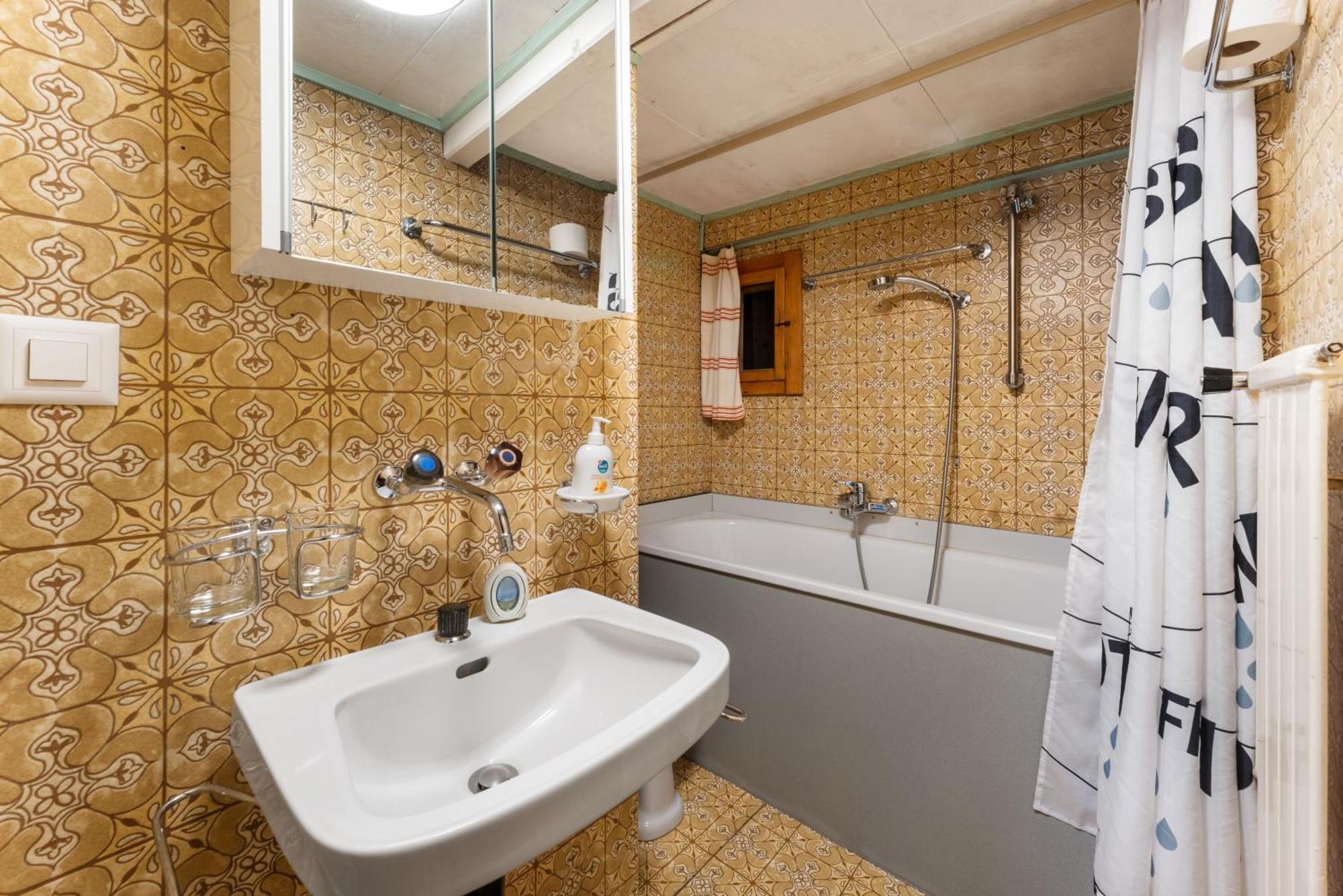 Apartment Via Alpsu - 24-7 Self Check-In Sedrun Luaran gambar
